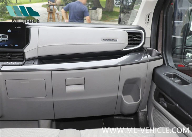 JMC Ford Transit T8