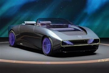Nissan Max-Out elektrik espò machin debut