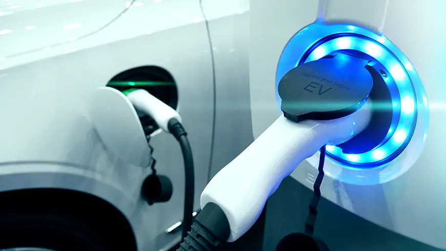 UK ak Inyon Ewopeyen Pou Diskite Tarif Sou Veyikil Elektrik