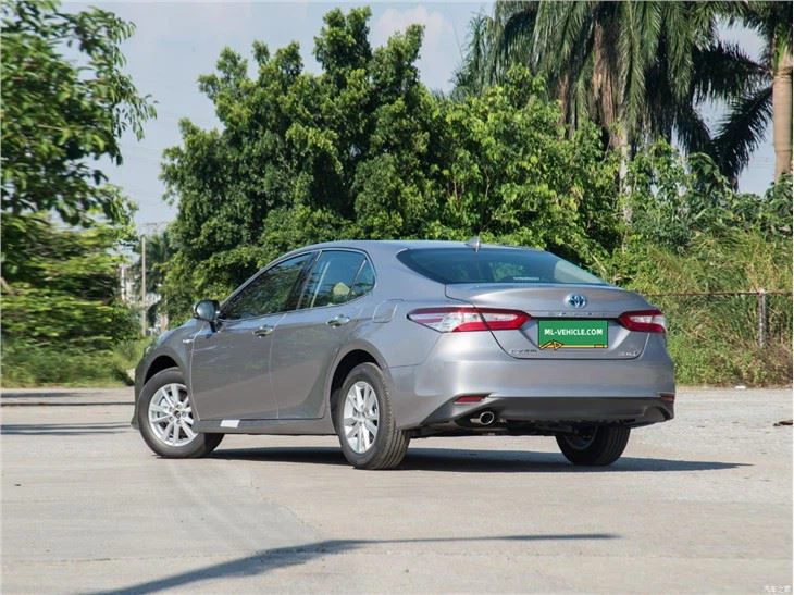 TOYOTA CAMRY 2.5HE