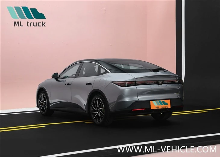 2024 Arcfox Alpha S5 EV Sedan