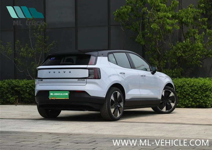 2024 Volvo EX30 EV SUV