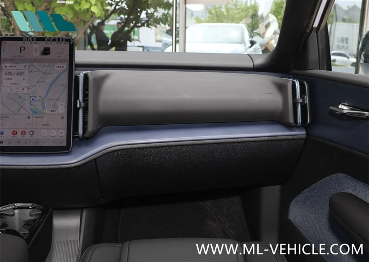2024 Volvo EX30 EV SUV