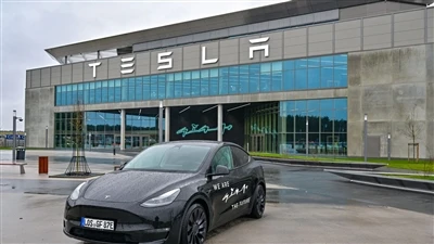 Nan mitan Sitiyasyon an tansyon nan Lanmè Wouj la, faktori Tesla a Bèlen te a...