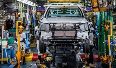Isuzu Pou Bati Faktori Ozetazini Pou Reponn A Enpak Tarif